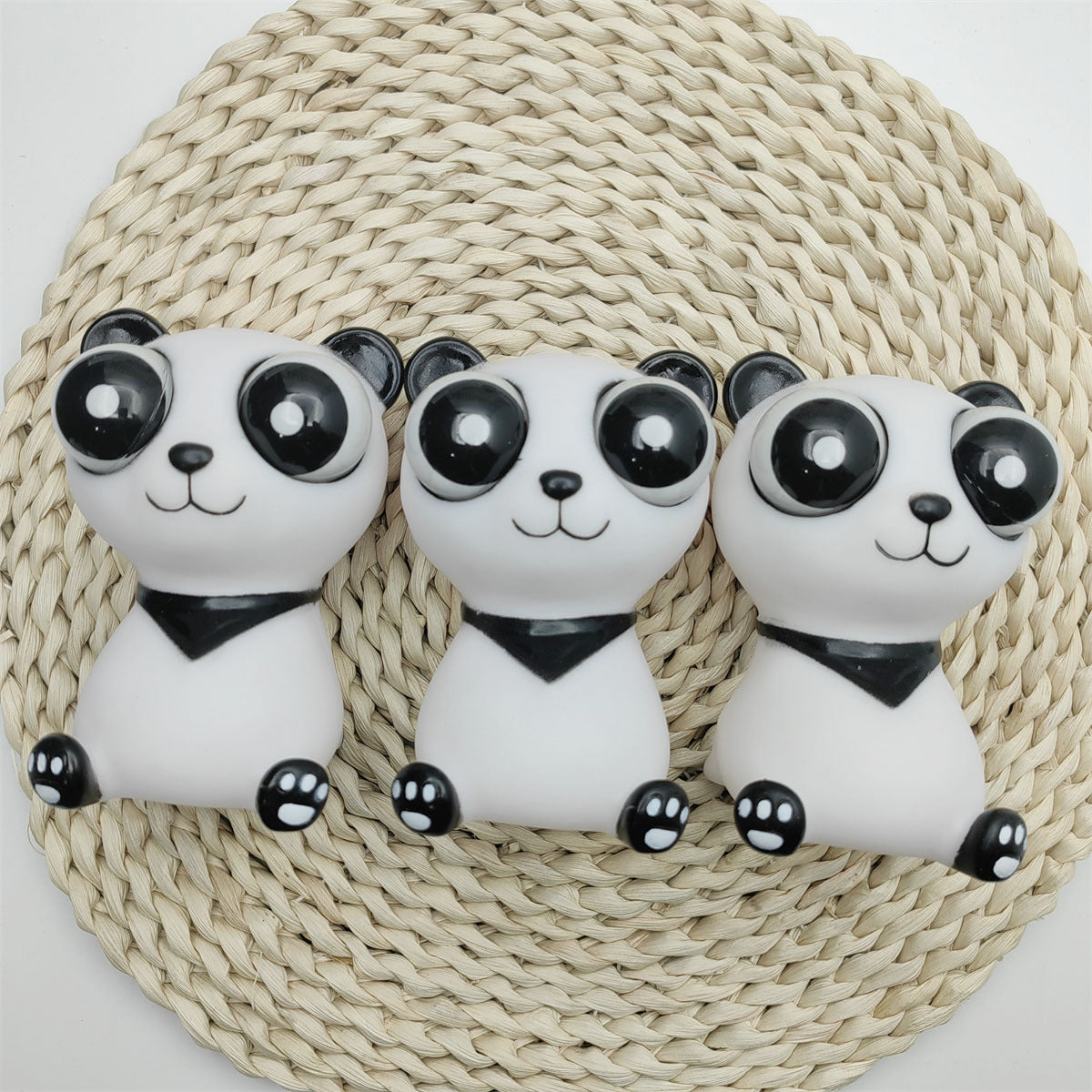 Big Eyes Panda Relaxing Palm Toys